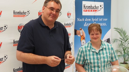 Pokalauslosung Gruppenfoto